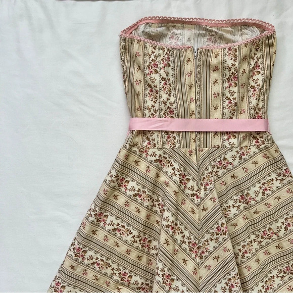 Vintage 90’s Coquette Floral Strapless Dress - Picture 10 of 11